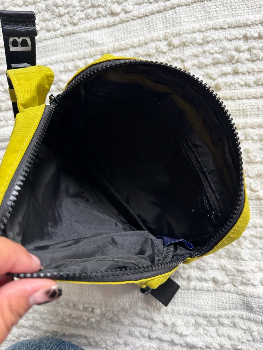 BAGGU Chartreuse Fanny - Picture 4 of 8
